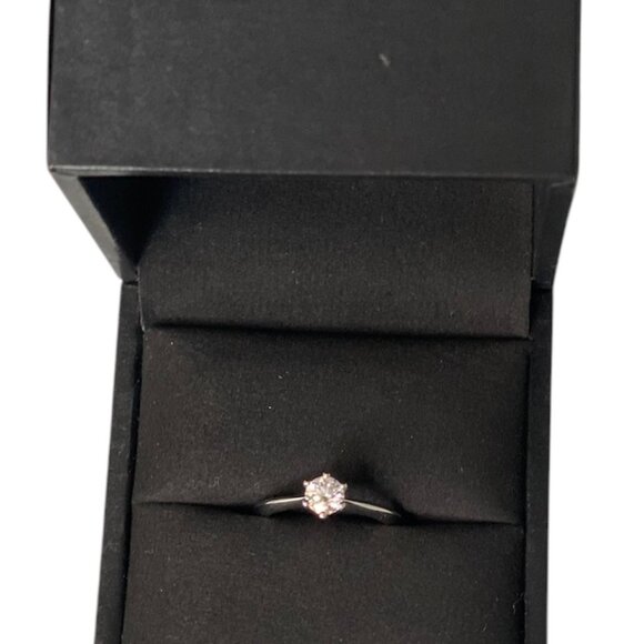 Francis Claire Silla Moissanite Ring - 0.42 Carat DEF - Size 8 - Picture 3 of 10